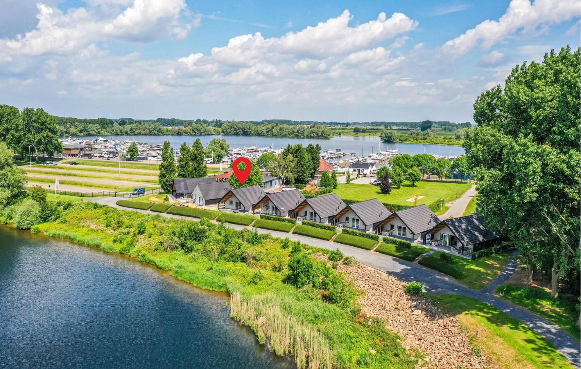 3 Bedroom Gorgeous Home In Kerkdriel Exterior foto